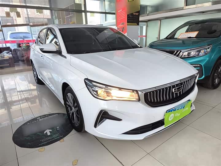 Фото 4 - Geely Emgrand