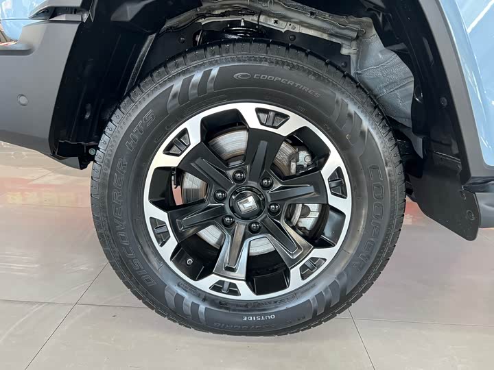 Фото 24 - Tank 300 Hybrid