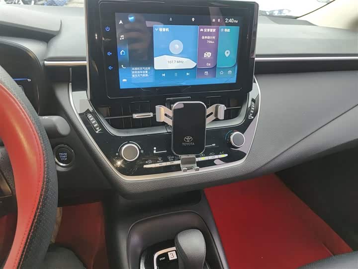 Фото 13 - Toyota Corolla