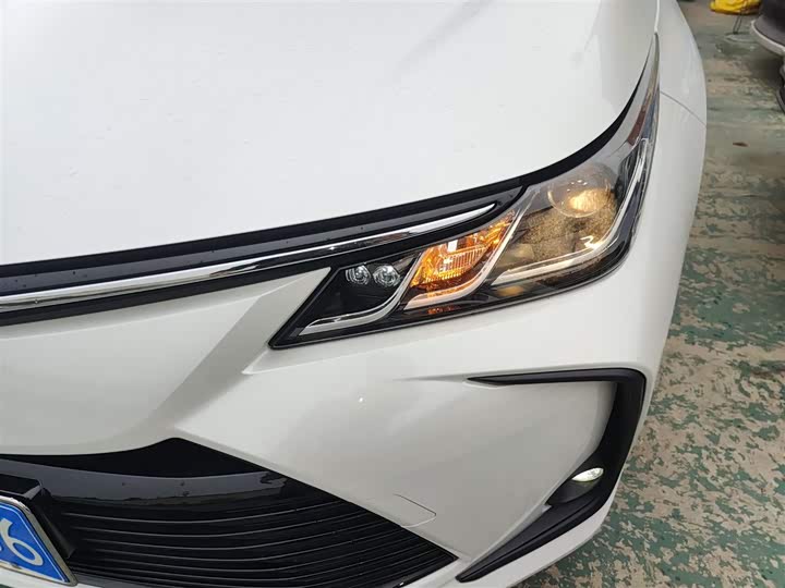 Фото 24 - Toyota Corolla