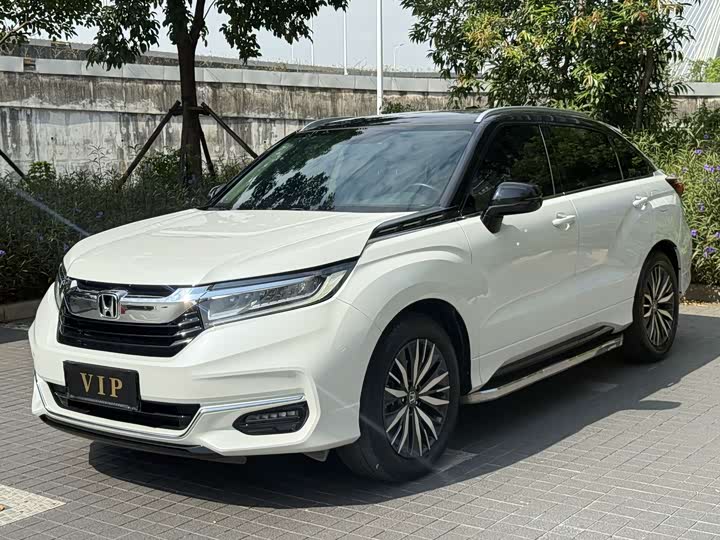 Фото 1 - Honda Avancier