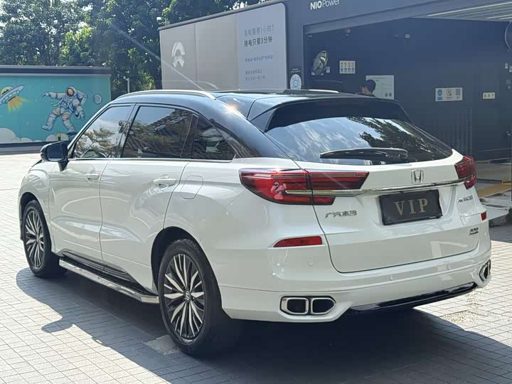 Фото 8 - Honda Avancier