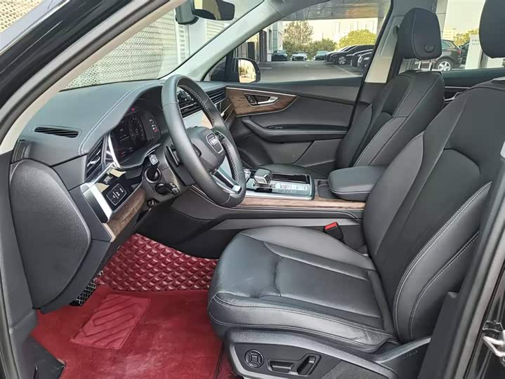 Фото 8 - Audi Q7