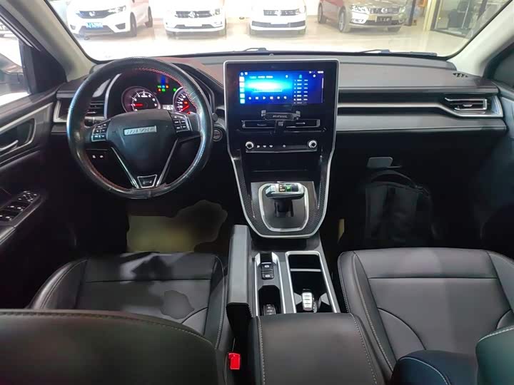 Фото 10 - Haval M6