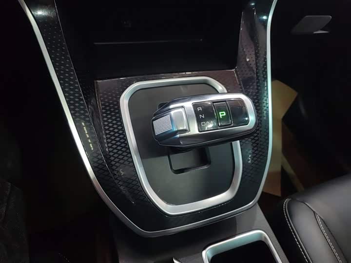 Фото 14 - Haval M6