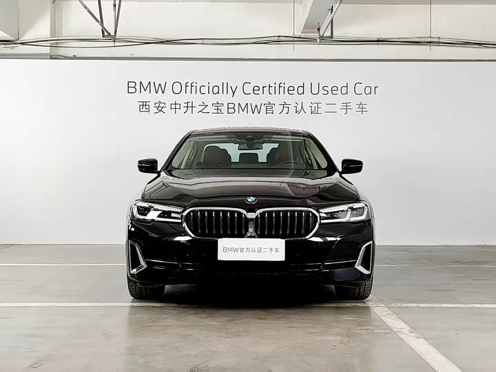 Фото 2 - BMW 5 Series