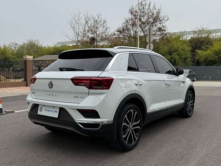 Фото 6 - Volkswagen T-Roc