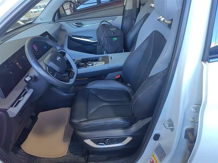 Фото 15 - Changan CS75 Plus