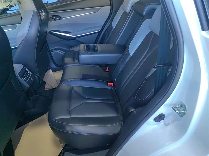 Фото 17 - Changan CS75 Plus