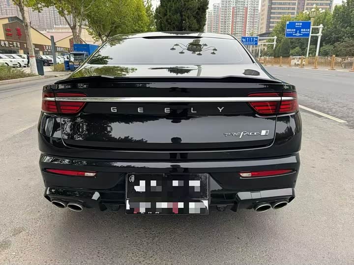 Фото 8 - Geely Preface