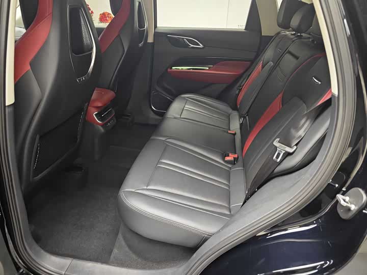 Фото 5 - Hongqi HS3