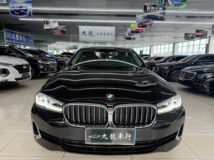 Фото 2 - BMW 5 Series