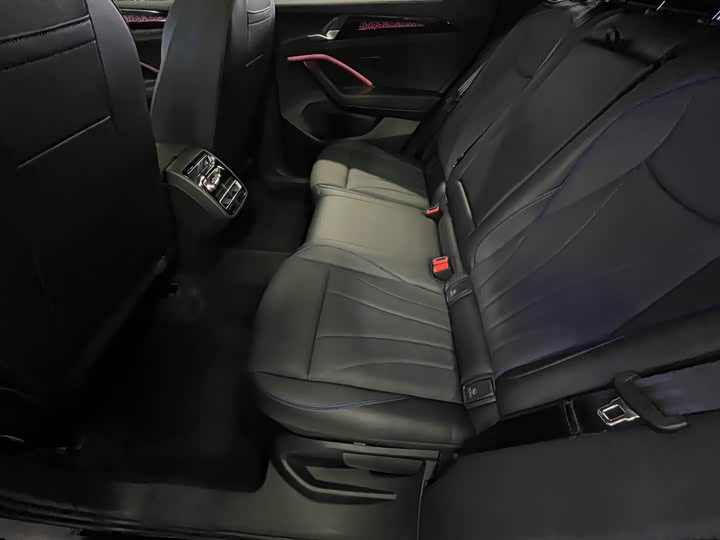 Фото 16 - Volkswagen Tiguan L Pro