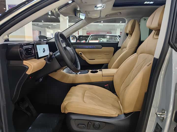 Фото 7 - Leapmotor C11