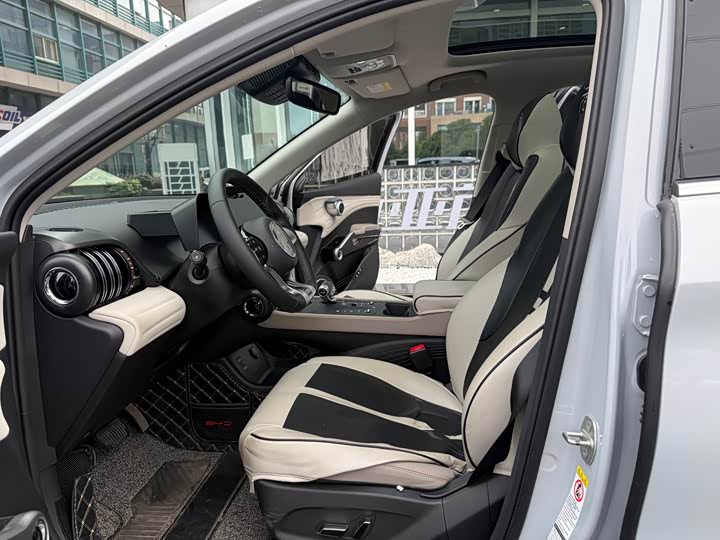 Фото 7 - BYD Yuan Plus