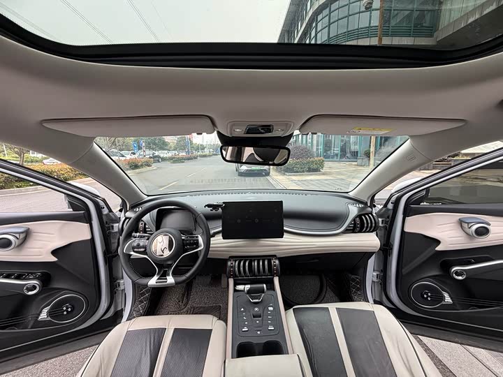 Фото 9 - BYD Yuan Plus