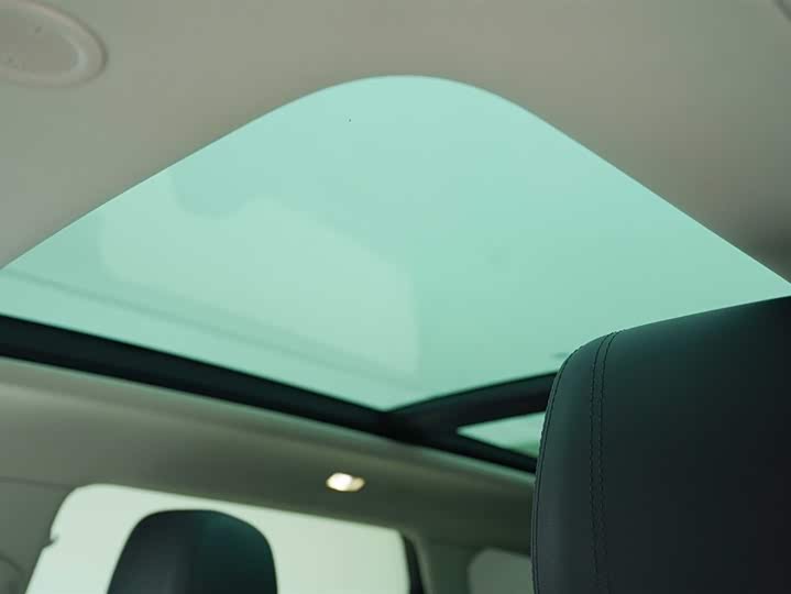 Фото 12 - Land Rover Range Rover Evoque L