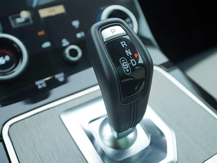 Фото 9 - Land Rover Range Rover Evoque L