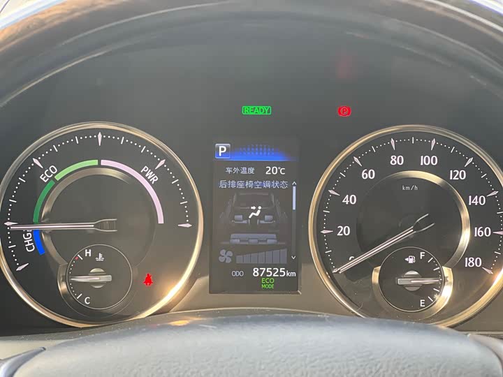 Фото 6 - Toyota Alphard