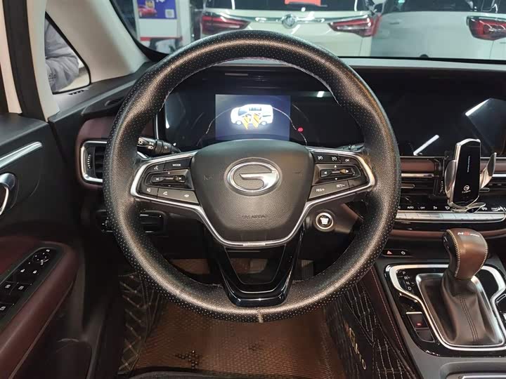 Фото 11 - GAC Trumpchi M6