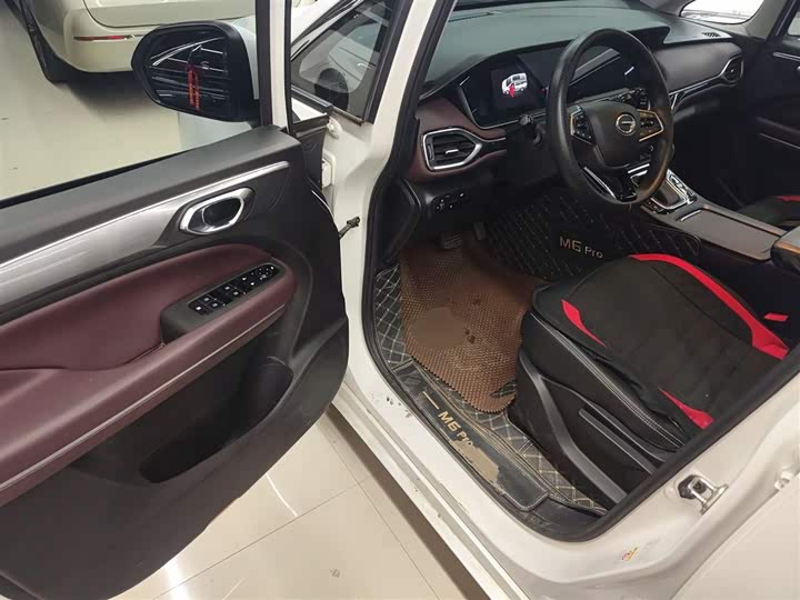 Фото 16 - GAC Trumpchi M6