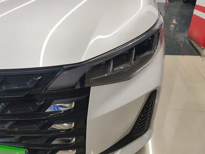 Фото 24 - GAC Trumpchi M6