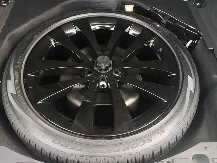 Фото 7 - Land Rover Range Rover Sport Hybrid