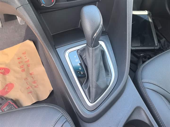 Фото 14 - Buick Excelle GT