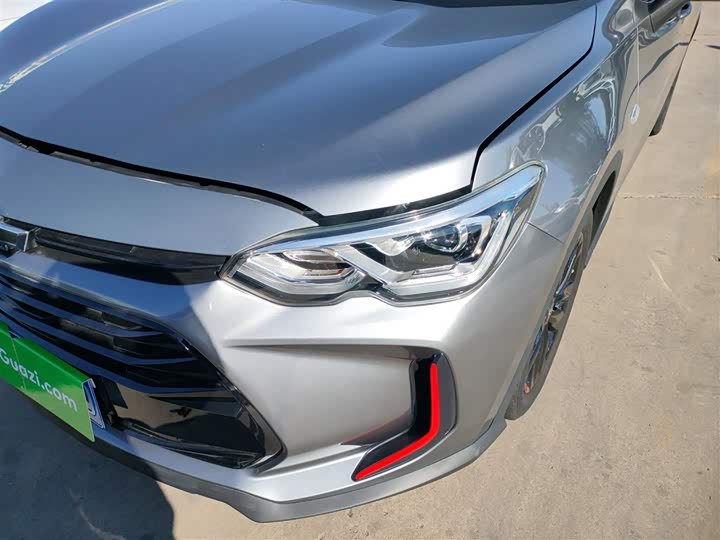 Фото 24 - Chevrolet Orlando