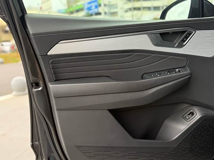 Фото 19 - Volkswagen Talagon