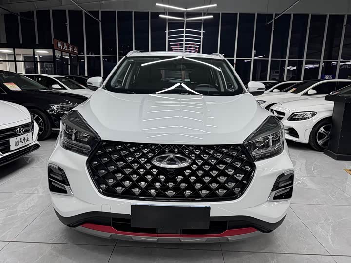 Фото 2 - Chery Tiggo 5x