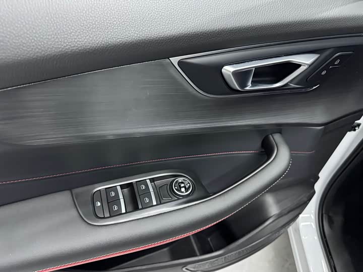 Фото 7 - Chery Tiggo 5x