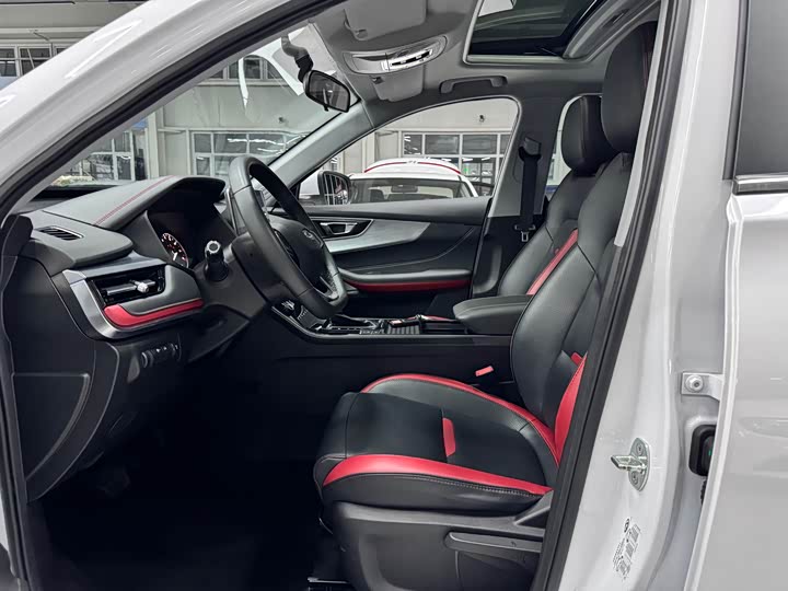 Фото 8 - Chery Tiggo 5x