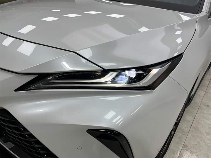 Фото 18 - Toyota Venza