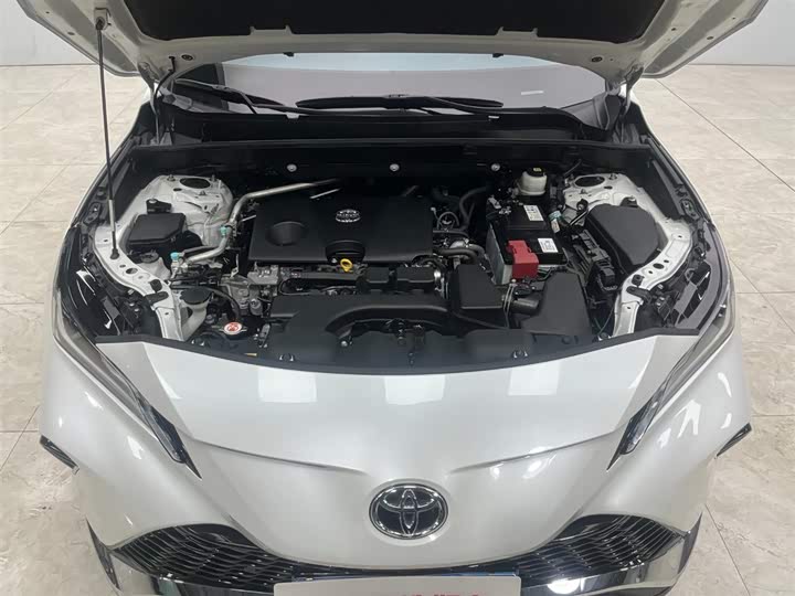 Фото 21 - Toyota Venza