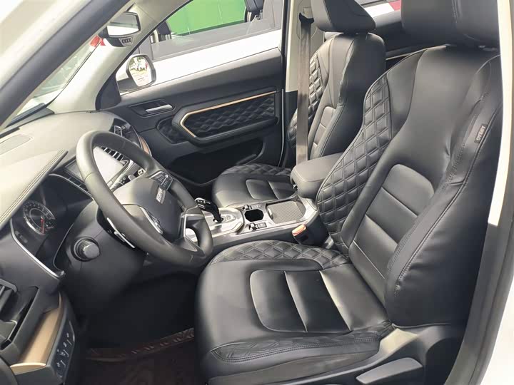 Фото 15 - Haval H6