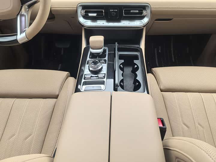 Фото 9 - BAIC Beijing BJ60 Hybrid