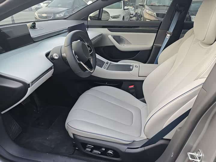 Фото 7 - Luxeed S7