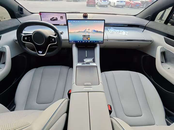 Фото 9 - Luxeed S7