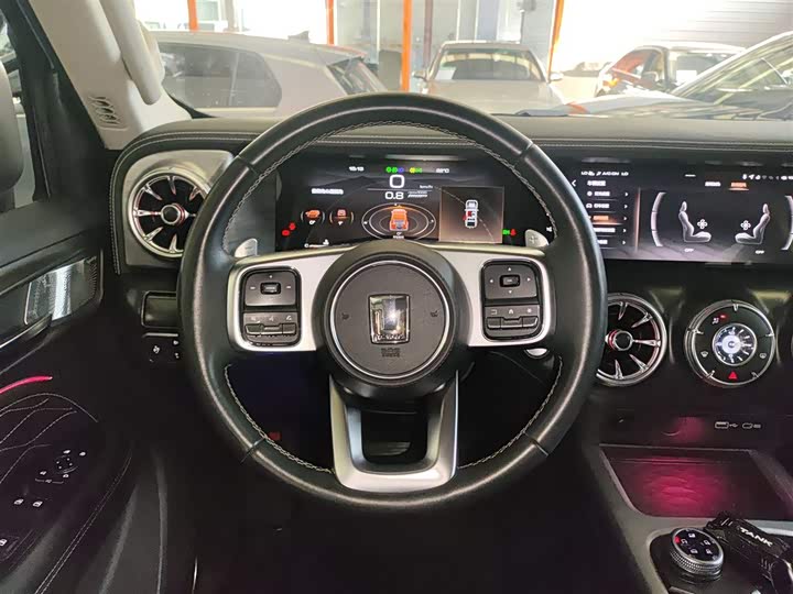 Фото 11 - Tank 300