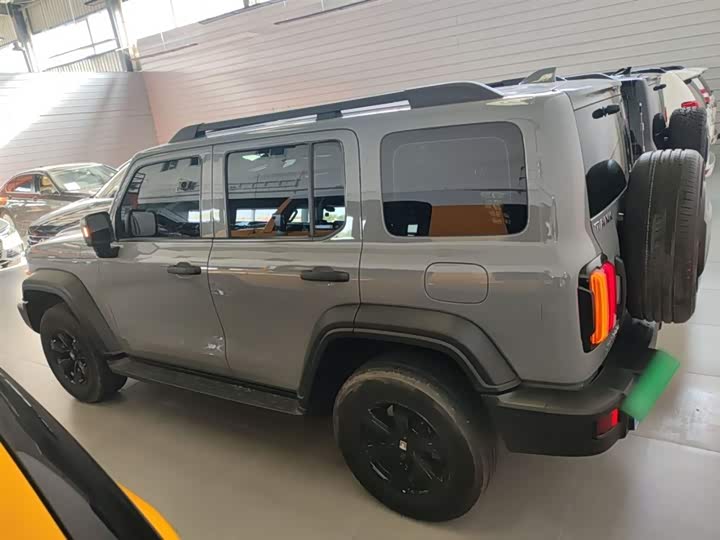 Фото 5 - Tank 300