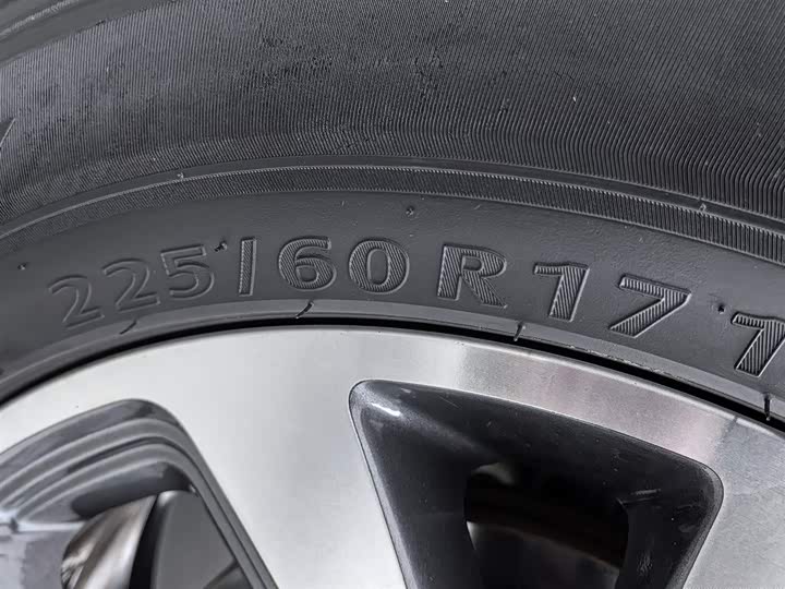 Фото 24 - JAC Refine L5