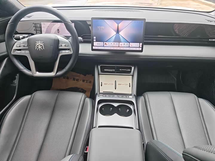 Фото 14 - BYD Qin L