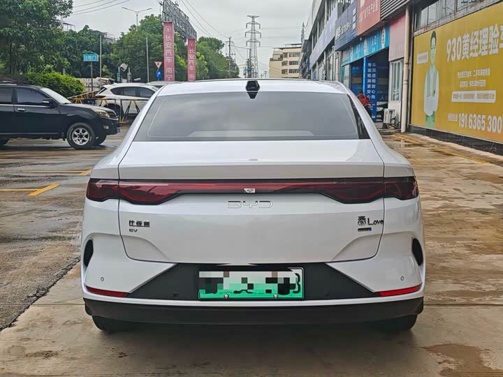 Фото 6 - BYD Qin L