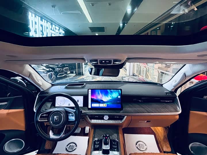 Фото 4 - Tank 500 Hybrid