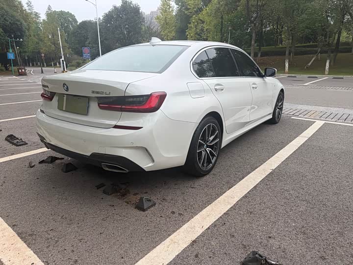 Фото 11 - BMW 3 Series