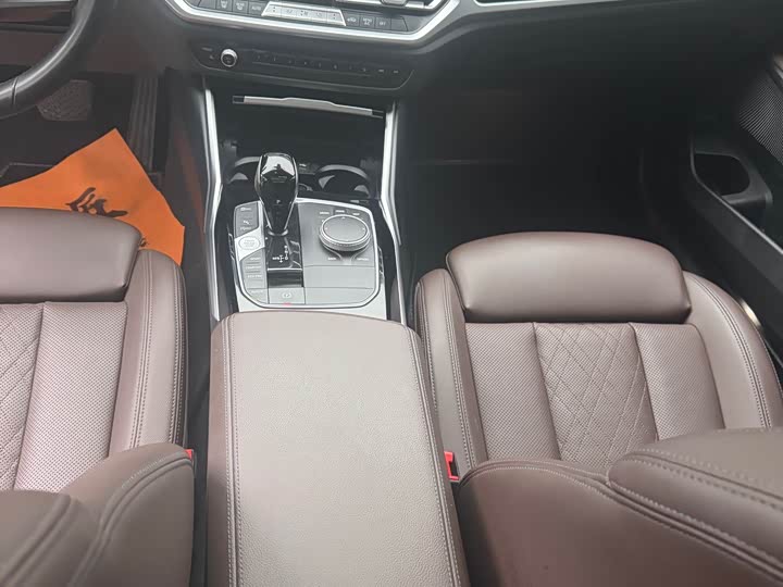 Фото 8 - BMW 3 Series