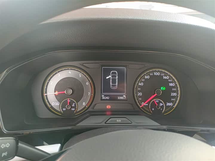 Фото 12 - Volkswagen Lavida