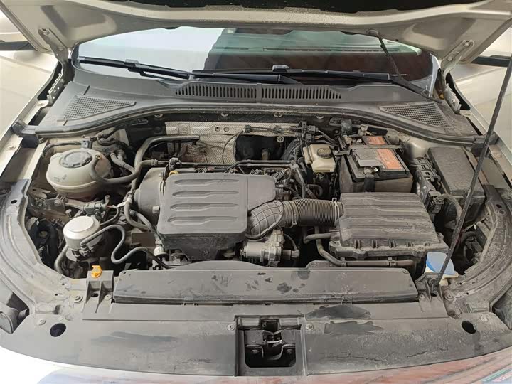 Фото 20 - Volkswagen Lavida