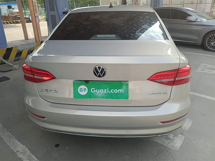 Фото 6 - Volkswagen Lavida